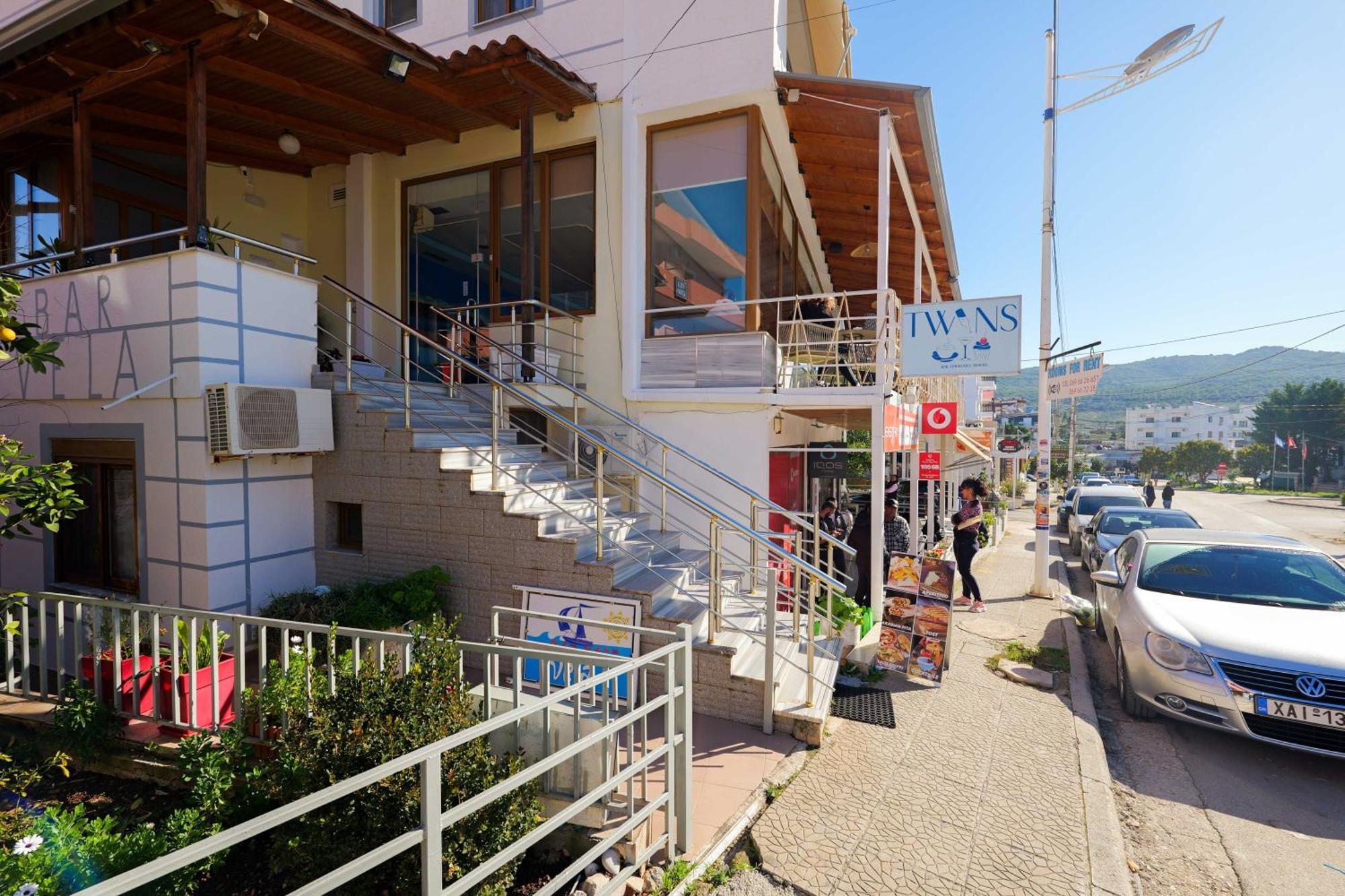 Vila Chris Ksamil Exterior foto